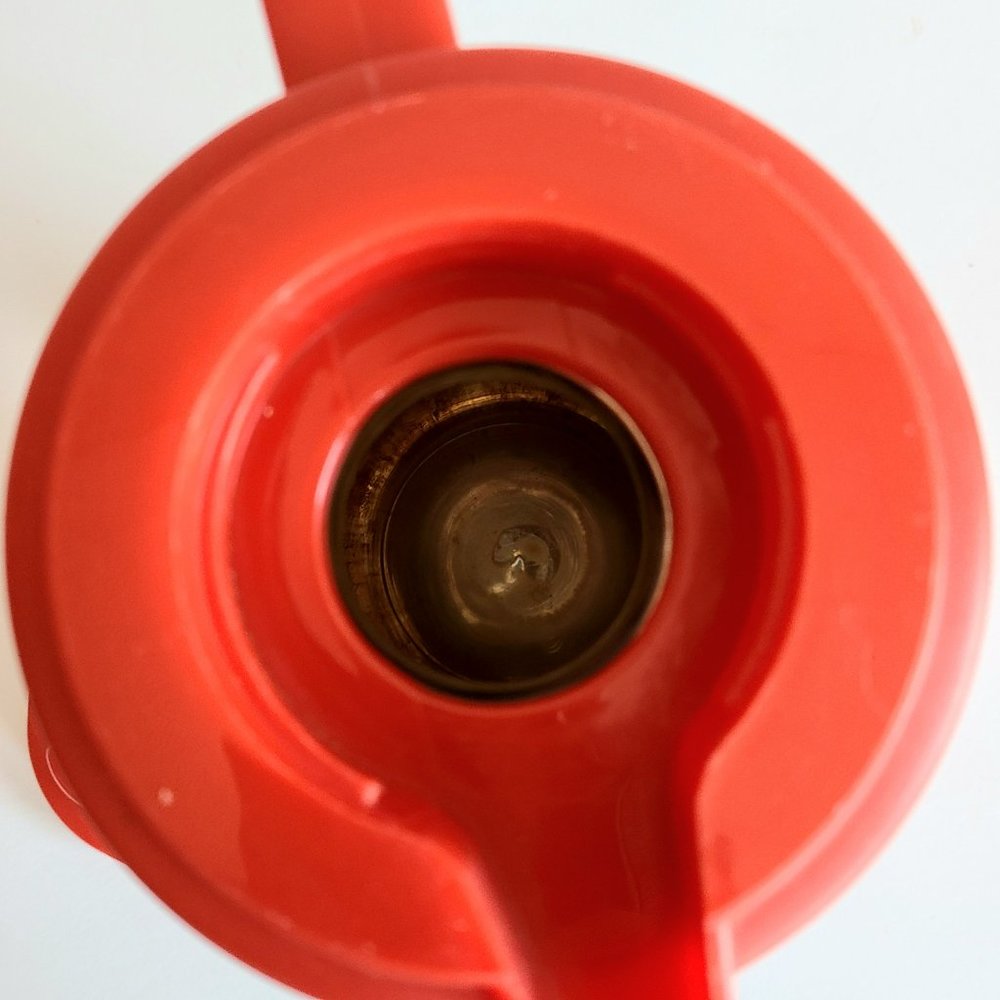 Vintage red thermos. Made in Taiwan - Picture 6 of 7